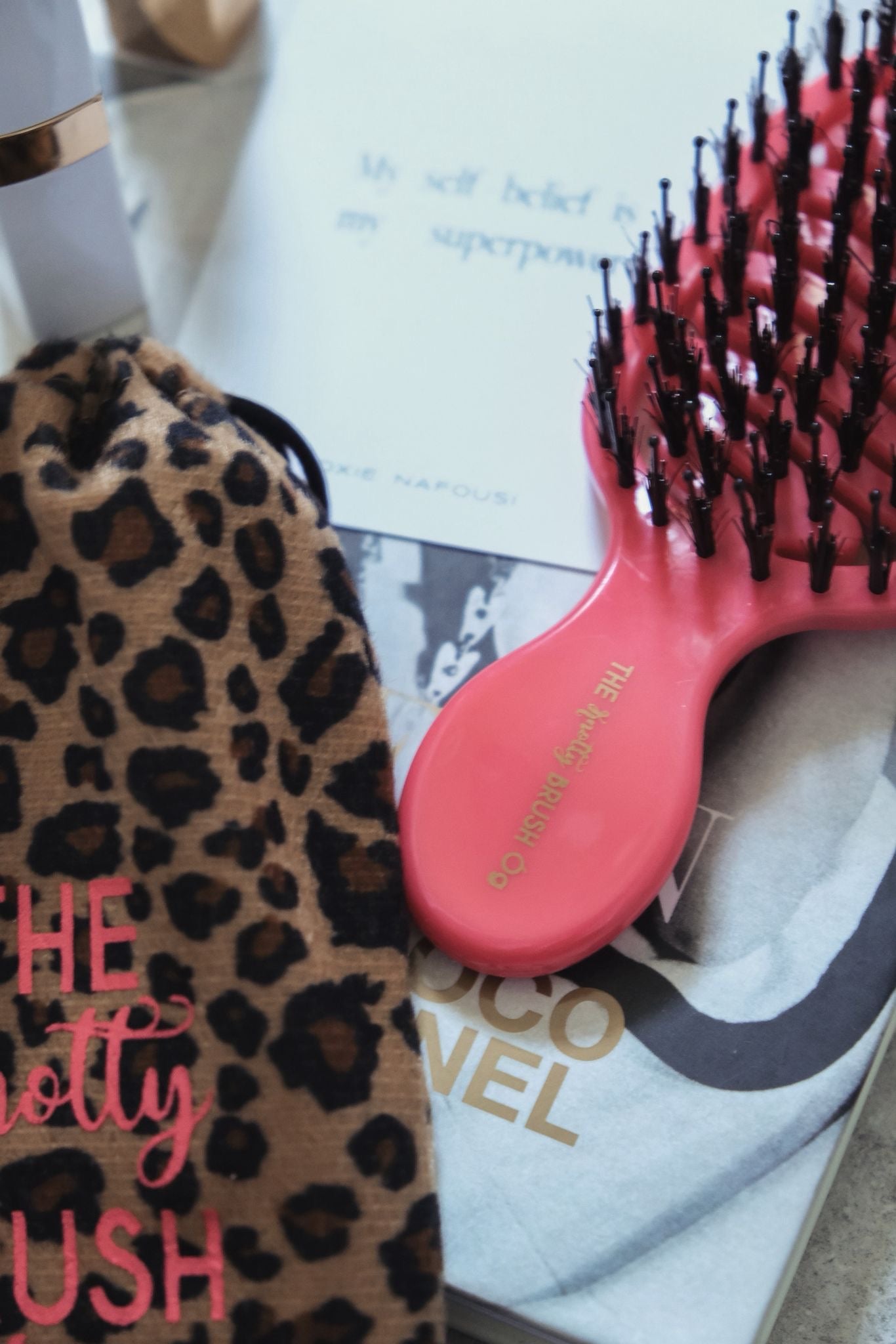 The knotty Brush Óg